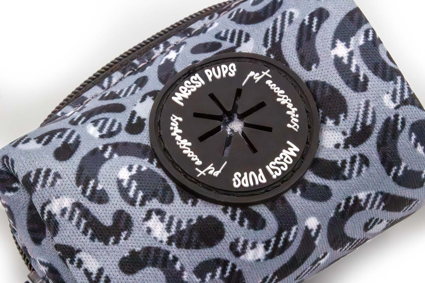 McMessi • Poop Bag Holder